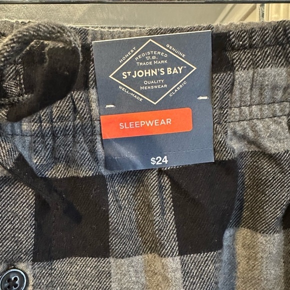 St, John’s Bay Buffalo Plaid Men's Pants - Black and Gray - Picture 4 of 4